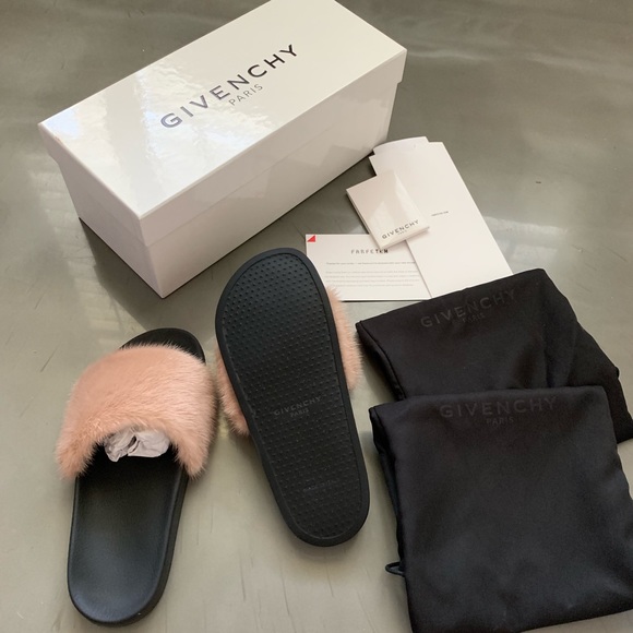 GIVENCHY Black Fur Strap Slide Sandals